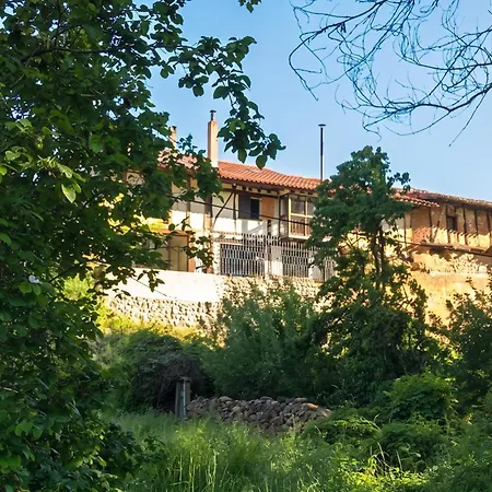 Holiday home Charming House In With View Villasur de Herreros