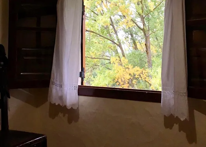 בית נופש Charming House In With View *