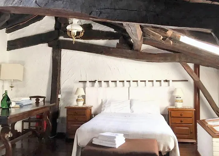 Charming House In With View בית נופש Villasur de Herreros