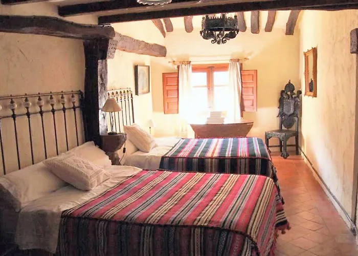 בית נופש Charming House In With View